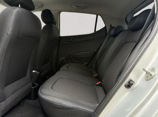 Voertuigafbeelding 9