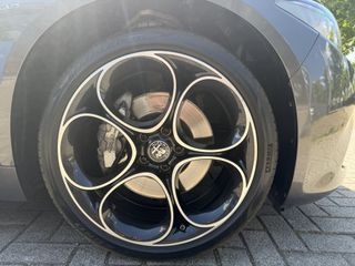 Voertuigafbeelding 17