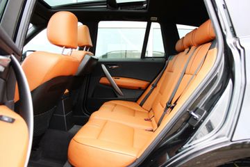 Voertuigafbeelding 18