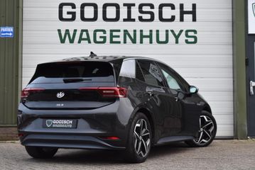 Voertuigafbeelding 3