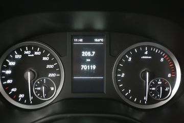 Voertuigafbeelding 13