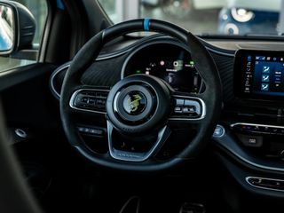 Voertuigafbeelding 20