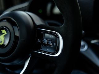 Voertuigafbeelding 35