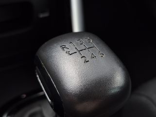 Voertuigafbeelding 24