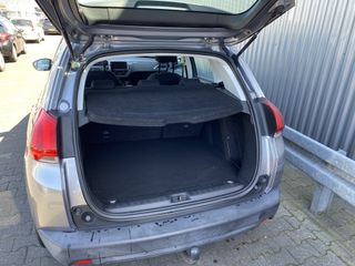 Voertuigafbeelding 12