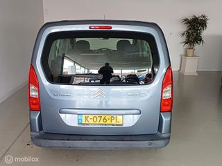 Voertuigafbeelding 3