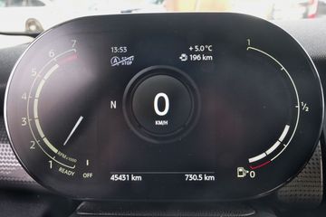 Voertuigafbeelding 12