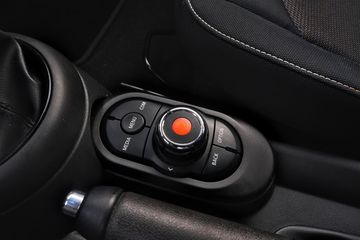 Voertuigafbeelding 18