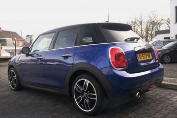 Voertuigafbeelding 7