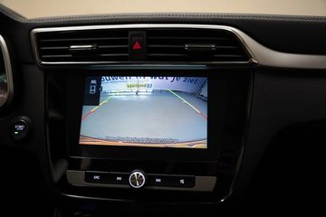 Voertuigafbeelding 6