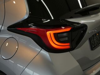 Voertuigafbeelding 8