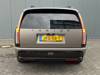 Voertuigafbeelding 4