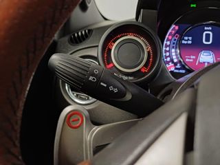 Voertuigafbeelding 37