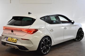 Voertuigafbeelding 3