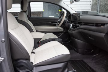 Voertuigafbeelding 6