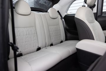 Voertuigafbeelding 7