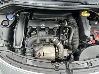 Voertuigafbeelding 14