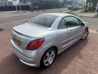 Voertuigafbeelding 77