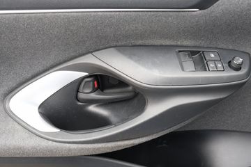 Voertuigafbeelding 13