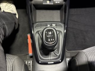 Voertuigafbeelding 13