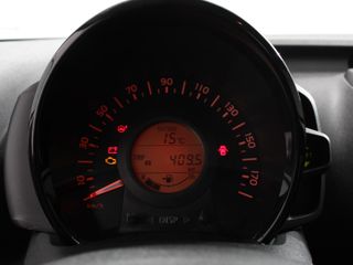 Voertuigafbeelding 12