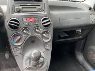 Voertuigafbeelding 5