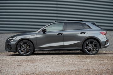 Voertuigafbeelding 3