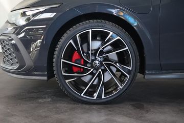 Voertuigafbeelding 26