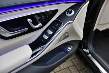 Voertuigafbeelding 36