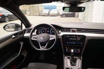 Voertuigafbeelding 8