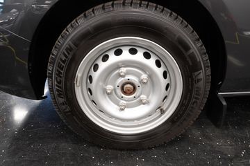 Voertuigafbeelding 13