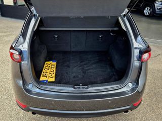 Voertuigafbeelding 9