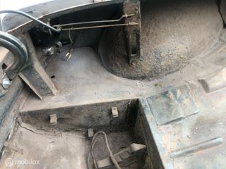 Voertuigafbeelding 12