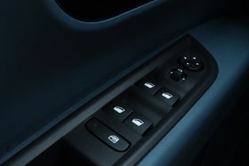 Voertuigafbeelding 25