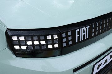 Voertuigafbeelding 6