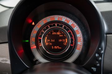 Voertuigafbeelding 12