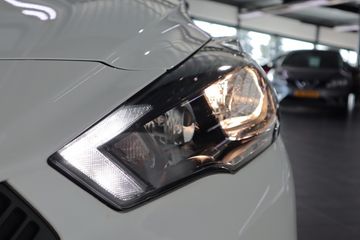 Voertuigafbeelding 14