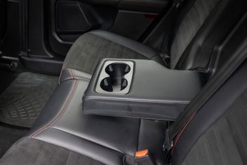 Voertuigafbeelding 16