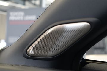 Voertuigafbeelding 12