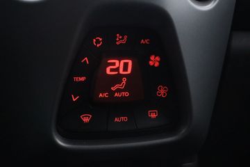 Voertuigafbeelding 11