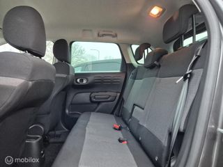 Voertuigafbeelding 7