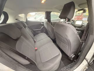 Voertuigafbeelding 9