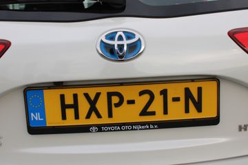 Voertuigafbeelding 8