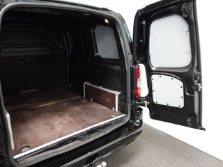 Voertuigafbeelding 6