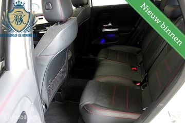 Voertuigafbeelding 21