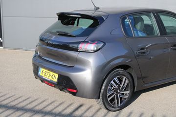 Voertuigafbeelding 7