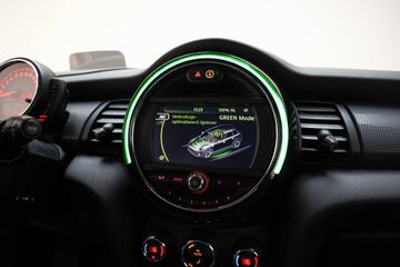 Voertuigafbeelding 24