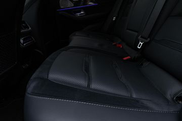 Voertuigafbeelding 32