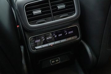 Voertuigafbeelding 49