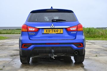 Voertuigafbeelding 10